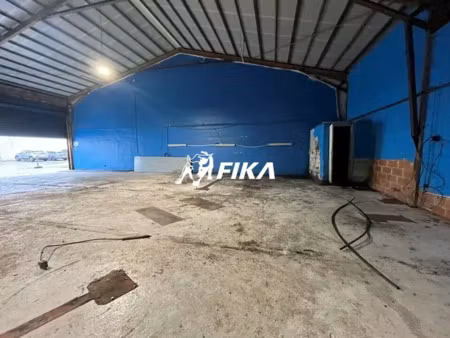 local d'activite a vendre