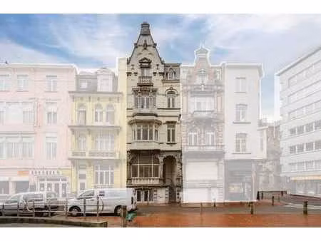 exclusief herenhuis aan zee