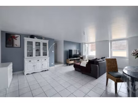 a vendre 15km le mans immeuble de rapport 6 appartements