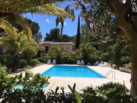 vente appartement 3 pièces 56 m² à plan-de-la-tour (83120)  325 000 €