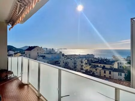 vente appartement 4 pièces 82 m2 à toulon
