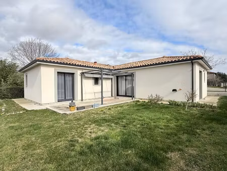 élégante maison t4 de 110m2 de 2021 sur 600m2 de parcelle à