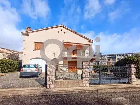 vente maison 5 pièces 161 m² laragne-montéglin (05300)