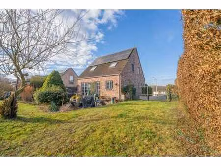 charmante villa 4 chambres basse energie + prof. liberale !