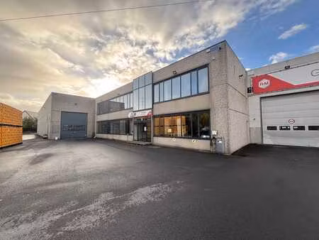 entrepôt avec bureau à louer à anzegem