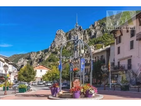 vente terrain 695 m² à guillaumes (06470)  49 000 €