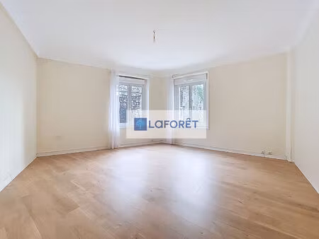 à louer ? appartement t3 rez-de-chaussée ? proche centre-ville ? brest