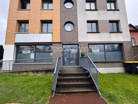 location commerce 227 m² à maromme (76150)