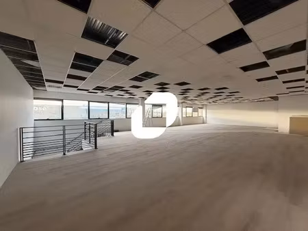 a louer  au pied de l'a115