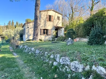 maison traditionnelle de 85 m² à callian