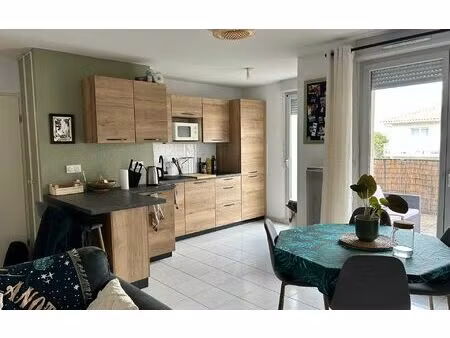 appartement montrabé 56.85 m² t-3 à vendre  183 000 €