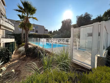 appartement saint laurent du var 3 pièce(s) 65.5 m2