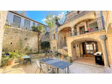 propriété en pierre coeur de barjac