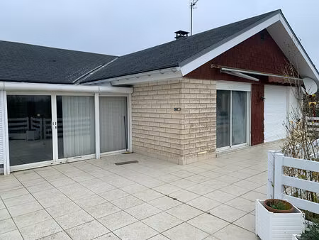 maison spacieuse à vendre à coulonges thouarsais de 198m² sur un terrain de 2945m²