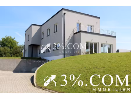 superbe maison contemporaine de 300 m2 à finaliser