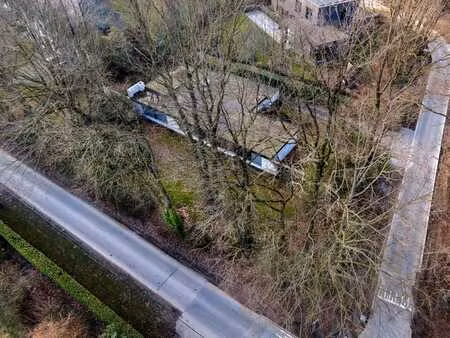 bouwen aan de rand van bellegembos.