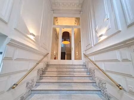 bureau (70 m²) à louer dans un emplacement privilégié dans l