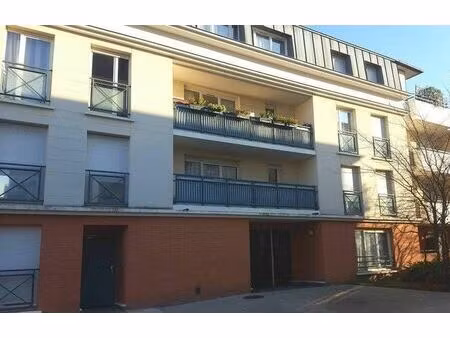 location appartement 2 pièces 37 m² à nanterre (92000)