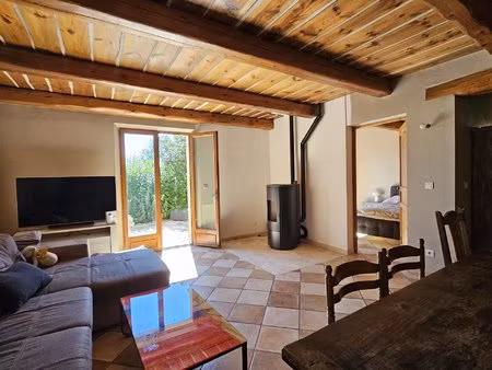 centre village : maison 4 pièces avec jardin et vue dégagée