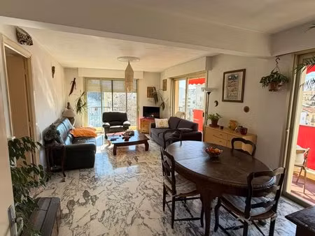 4 pieces secteur bas saint roch / riquier