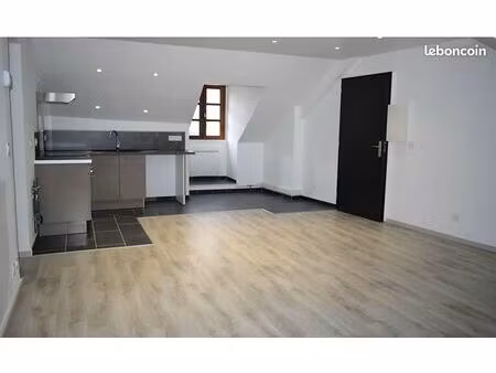 t3 57 m² loué – hyper-centre chambéry (bernardines) – lumineux – rénové