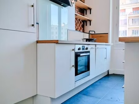 t2 meublé haut de gamme – 47 m² – rénové – grenoble jean jaurès