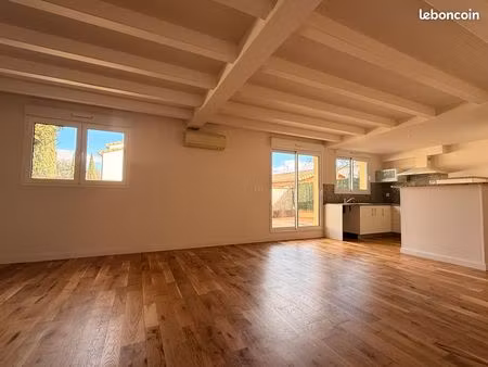 t3 d'environ 80m² avec jardin dans petite copropriété