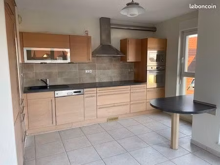 appartement 3 pièces 77 m²