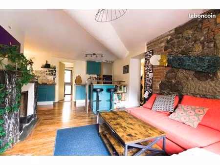 t2 bis meublé de caractère – grenoble hyper-centre