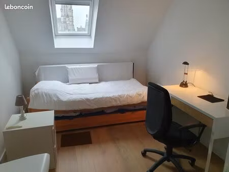 chambre 15 m² douche privative ds appt 93 m²