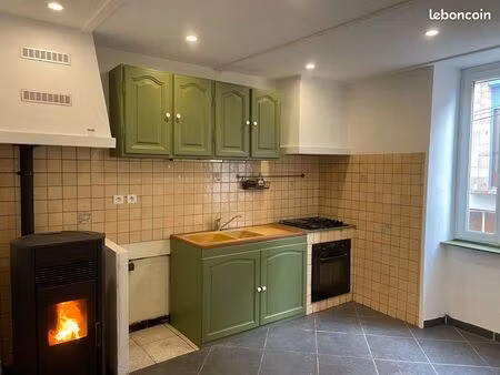 à louer maison de ville