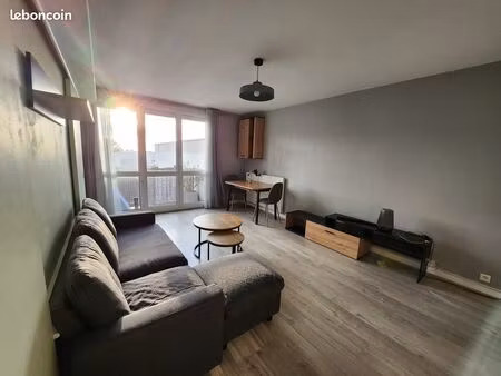 à louer – t2 meublé 44 52 m² – noisy-le-grand centre / rive charmante