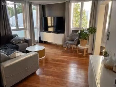 bel appartement meublé - val fleury