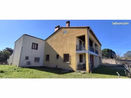 ? maison 4 faces sans vis-à-vis sur 1 100 m² de terrain – beau potentiel