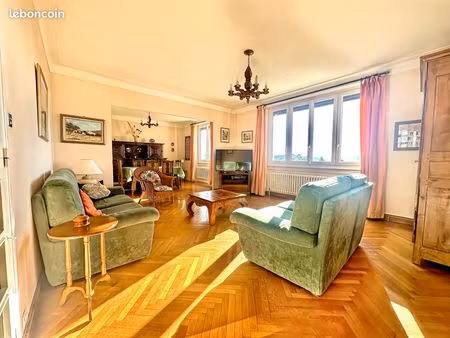 maison 6 pièces 166 m²