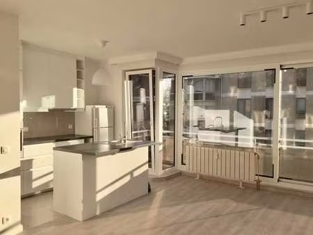 à louer – appartement 1 chambre ± 60 m² parfait état