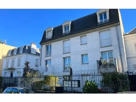 location appartement  52 m² t-2 à vincennes  1 538 €