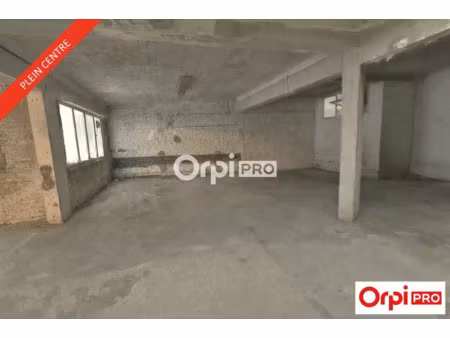 parking / local professionnel a vendre