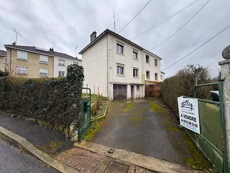maison de 81 m2 sh à rénover aves 1 garage et jardin à montcy st pierre