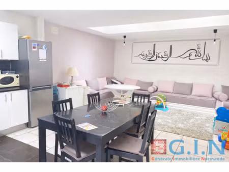 elbeuf maison de ville proche des commerces