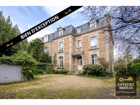 magnifique maison de maître en plein coeur du centre-ville