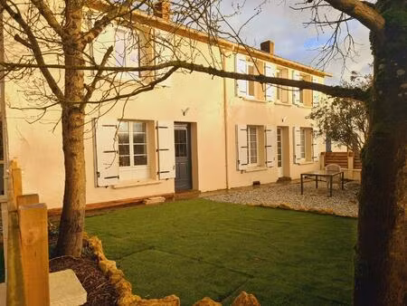 vente maison 5 pièces 134 m² saint-cyr-en-talmondais (85540)