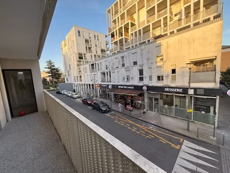 location appartement 3 pièces 77 m² à bagnolet (93170)  1 453 €