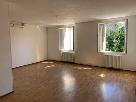 location appartement 3 pièces 60.25 m² à créon (33670)  698 €