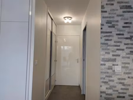 location appartement 1 pièce 29 m² à ozoir-la-ferriere (77330)  758 €