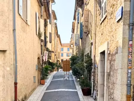 location appartement 1 pièce 20.1 m² à valbonne (06560)  690 €