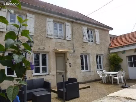 maison 6 pièces 160 m²