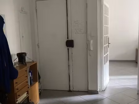 location appartement 5 pièces 105 m² à marseille 1er (13001)  1 900 €