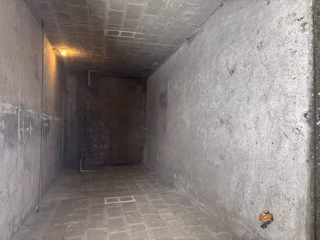 location parking 10 m² à vanves (92170)  140 €