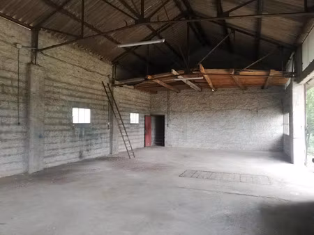 location locaux professionnels 180 m² à allègre-les-fumades (30500)  410 €